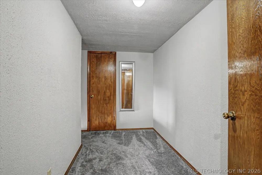 546 38 WestAvenue Tulsa, OK 74127
