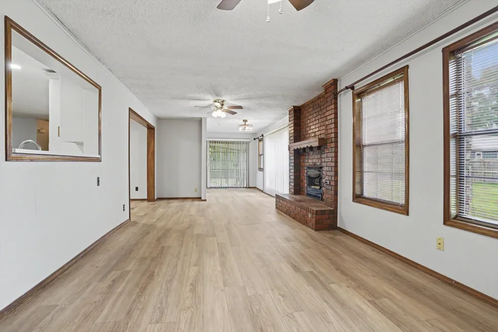 546 38 WestAvenue Tulsa, OK 74127