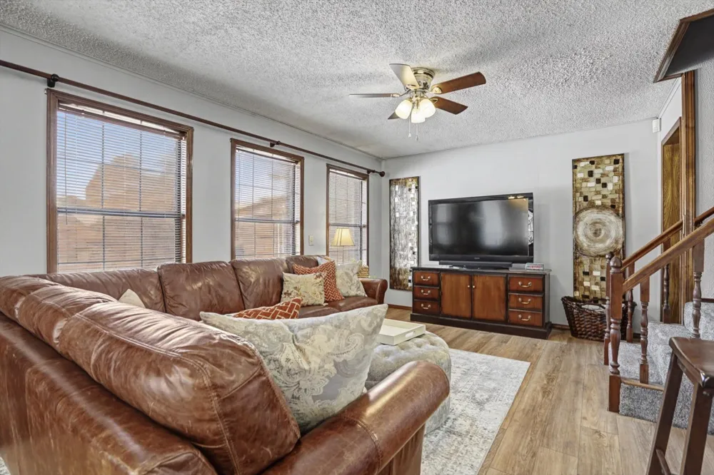 546 38 WestAvenue Tulsa, OK 74127