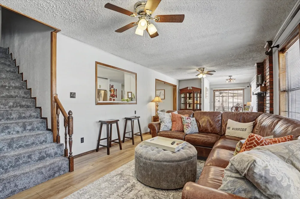 546 38 WestAvenue Tulsa, OK 74127