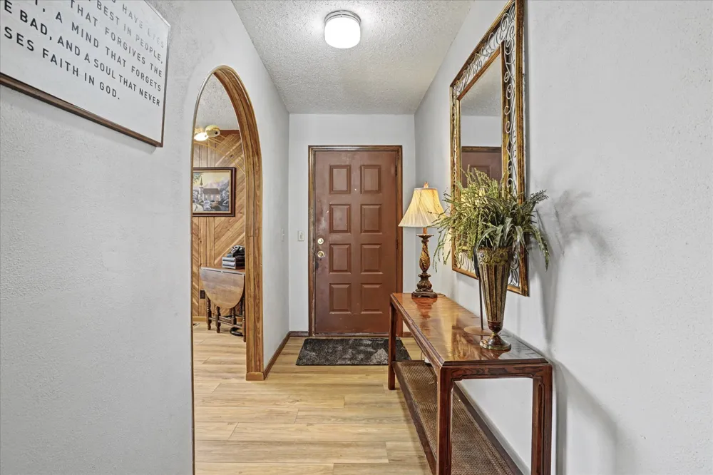 546 38 WestAvenue Tulsa, OK 74127