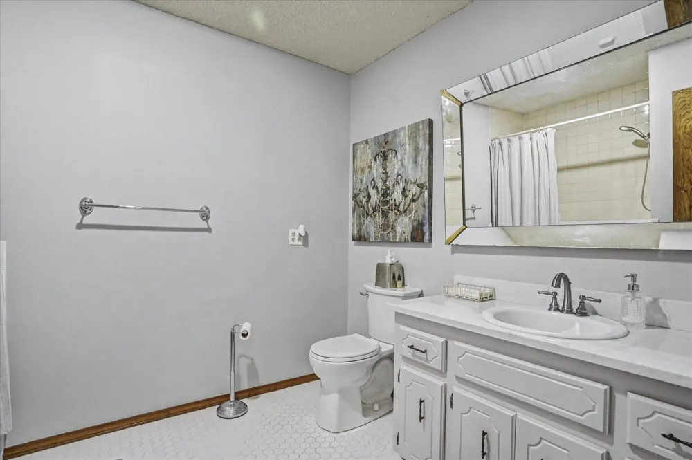 546 38 WestAvenue Tulsa, OK 74127