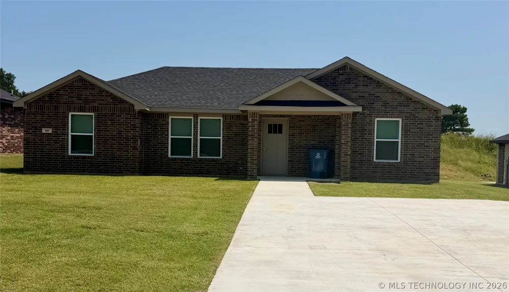 686 W 6th Street Atoka, OK 74525