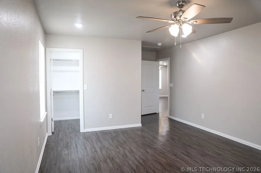 702 W 6th Street Atoka, OK 74525