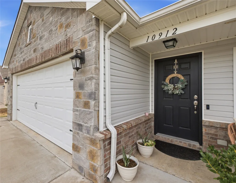 10912 100th EastAvenue Owasso, OK 74055