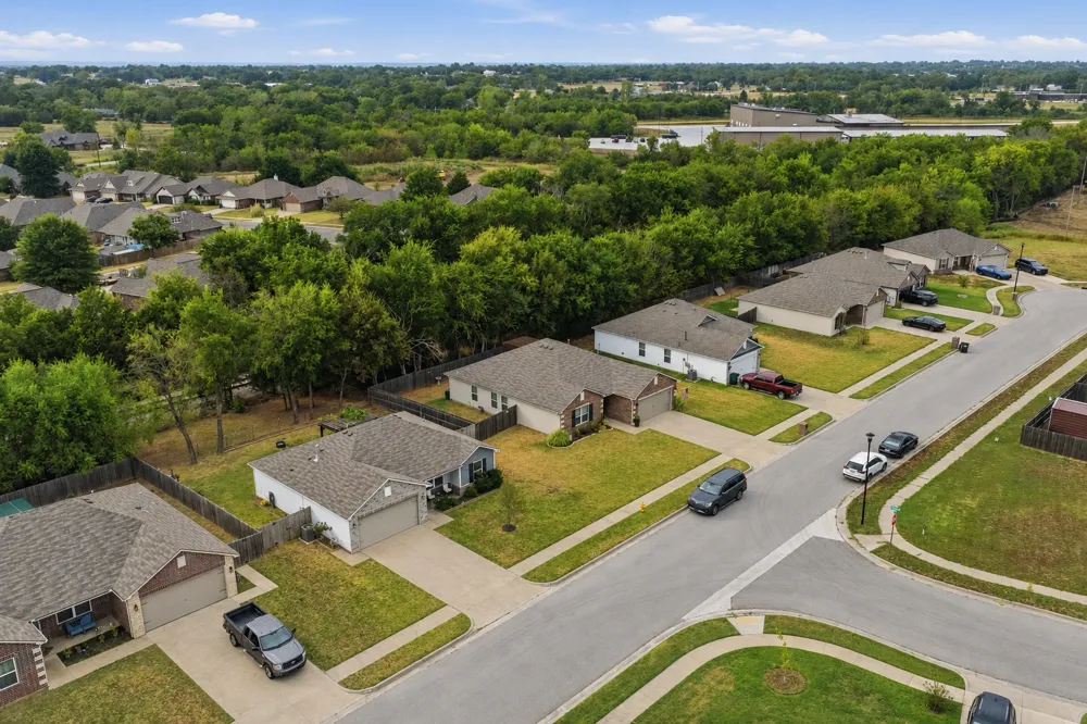 10912 100th EastAvenue Owasso, OK 74055