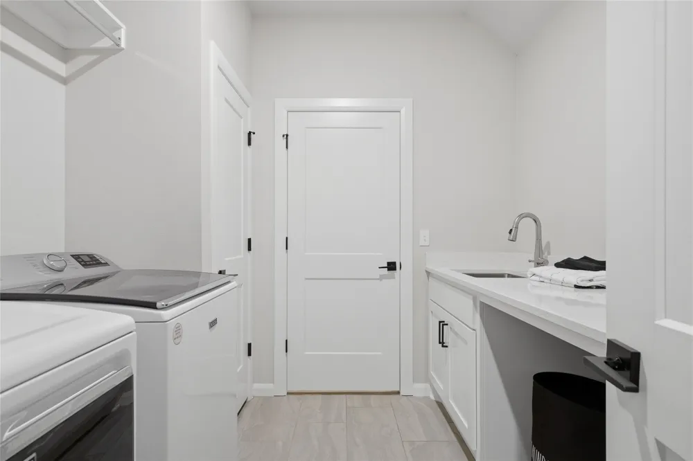 2928 E 141st Court S Bixby, OK 74008