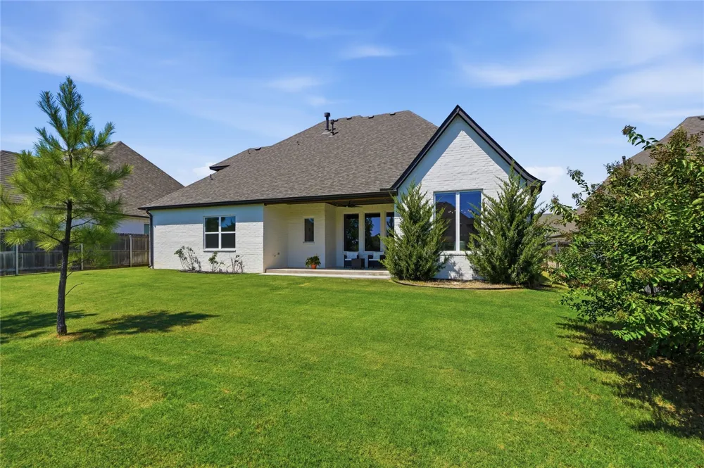 2928 E 141st Court S Bixby, OK 74008