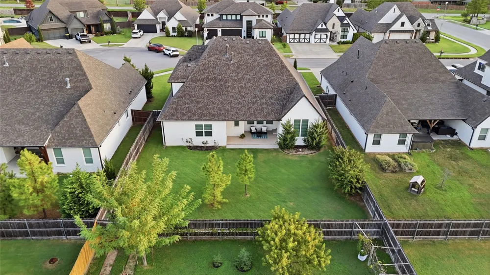 2928 E 141st Court S Bixby, OK 74008