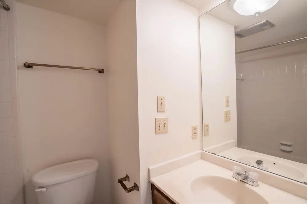 1523 Riverside Drive #1523 Tulsa, OK 74119