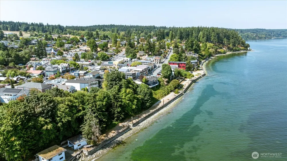 104 First Street Langley, WA 98260