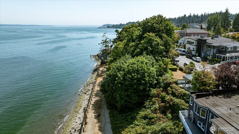 104 First Street Langley, WA 98260