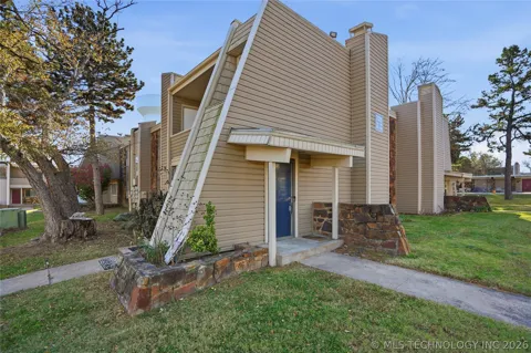 7325 S Yale Avenue #213