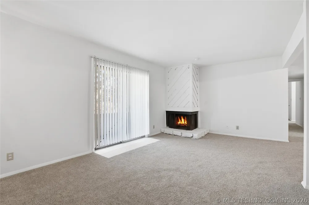 7325 S Yale Avenue #213 Tulsa, OK 74136