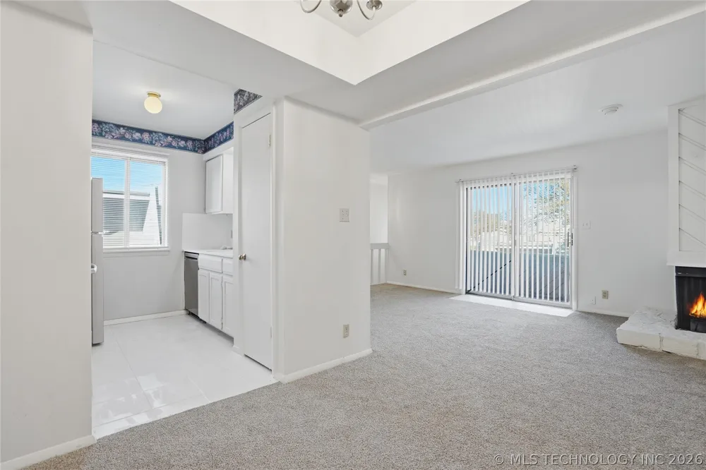 7325 S Yale Avenue #213 Tulsa, OK 74136