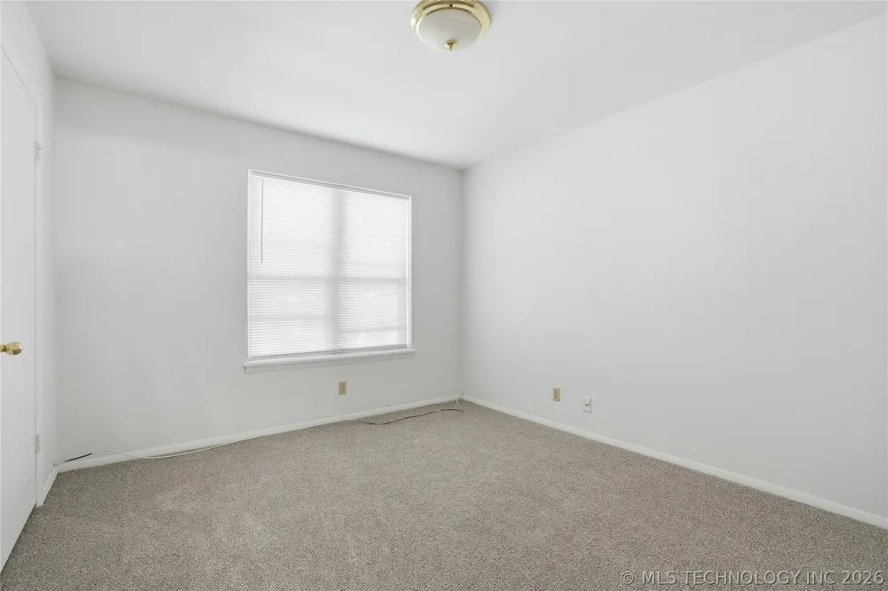 7325 S Yale Avenue #213 Tulsa, OK 74136