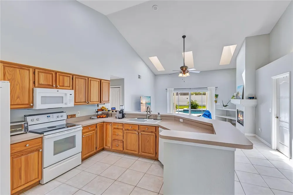 514 KEY COURT Orlando, FL 32828