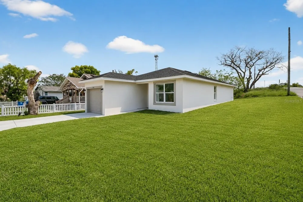 1003 AVENUE A Haines City, FL 33844
