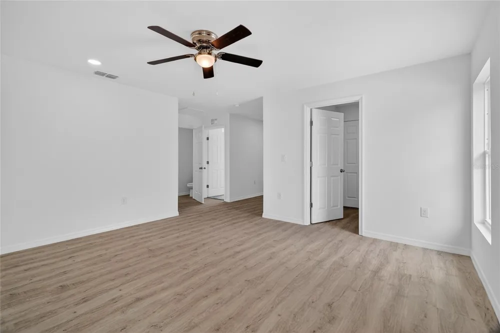 1003 AVENUE A Haines City, FL 33844
