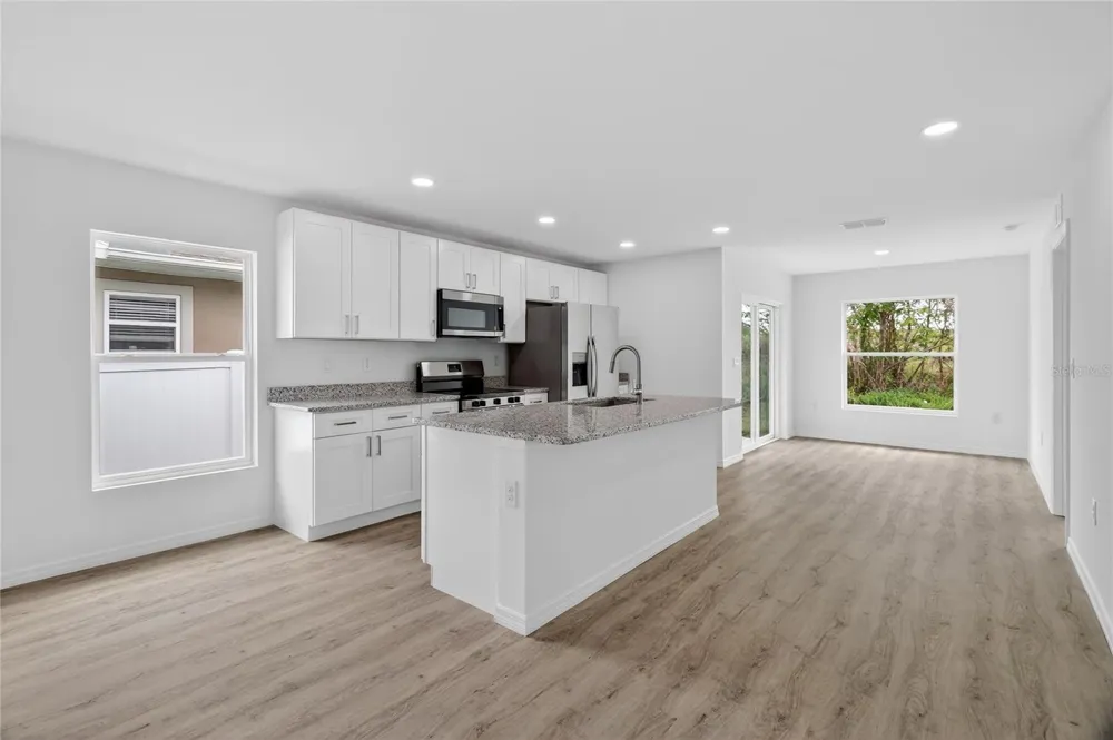 1003 AVENUE A Haines City, FL 33844