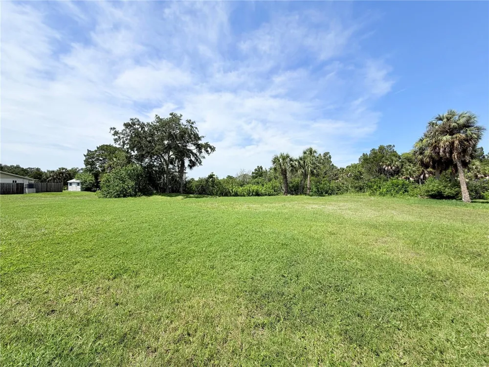5105 BAY BOULEVARD Port Richey, FL 34668