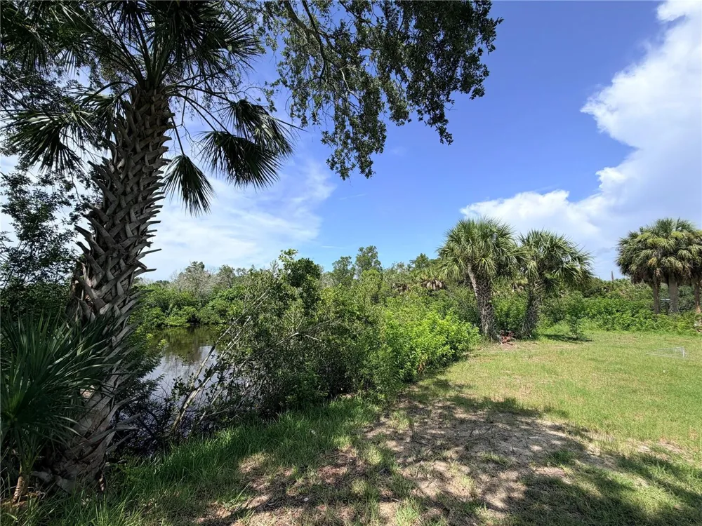 5105 BAY BOULEVARD Port Richey, FL 34668