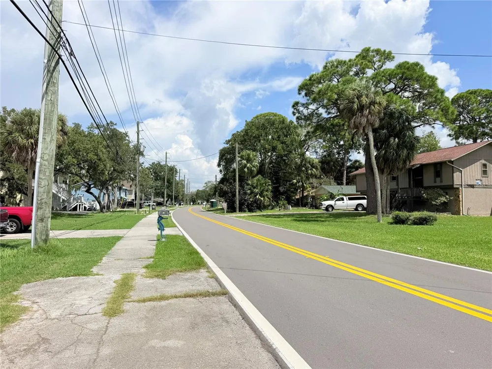 5105 BAY BOULEVARD Port Richey, FL 34668