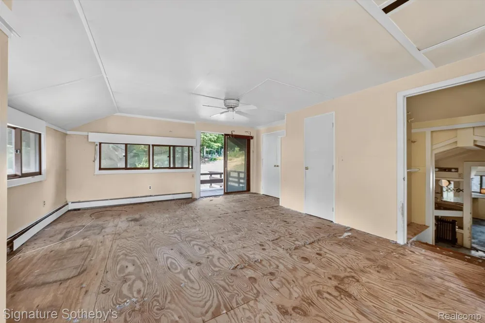 3310 SE Baldwin Road Hadley Township, MI 48455