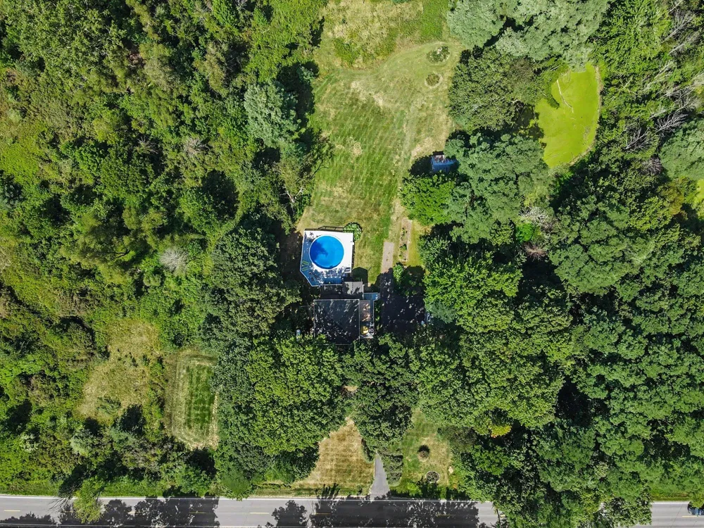 8967 18 Mile Road NE Nelson Township, MI 49319
