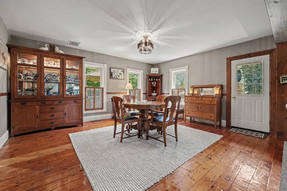 8967 18 Mile Road NE Nelson Township, MI 49319