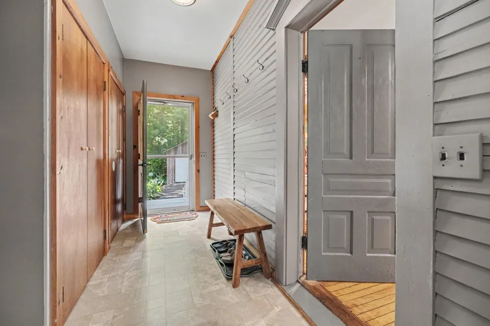 8967 18 Mile Road NE Nelson Township, MI 49319
