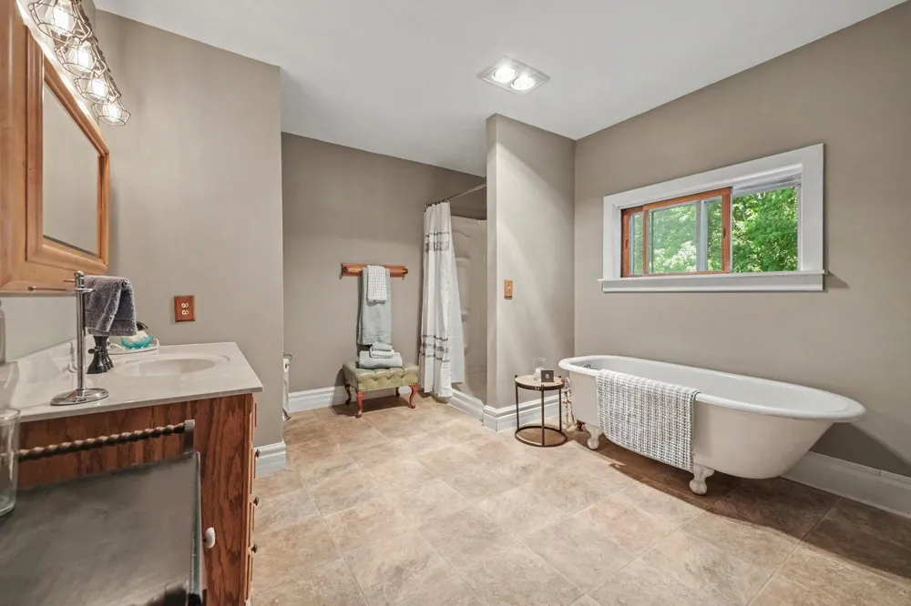 8967 18 Mile Road NE Nelson Township, MI 49319