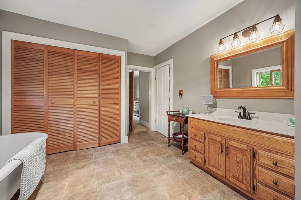 8967 18 Mile Road NE Nelson Township, MI 49319