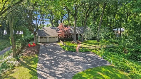 17887 Fruitport Road