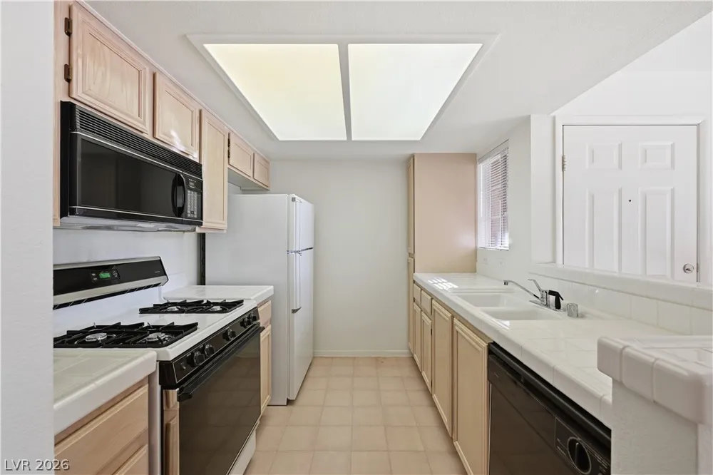 1908 Rio Canyon Court #206 Las Vegas, NV 89128