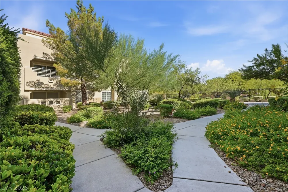1908 Rio Canyon Court #206 Las Vegas, NV 89128