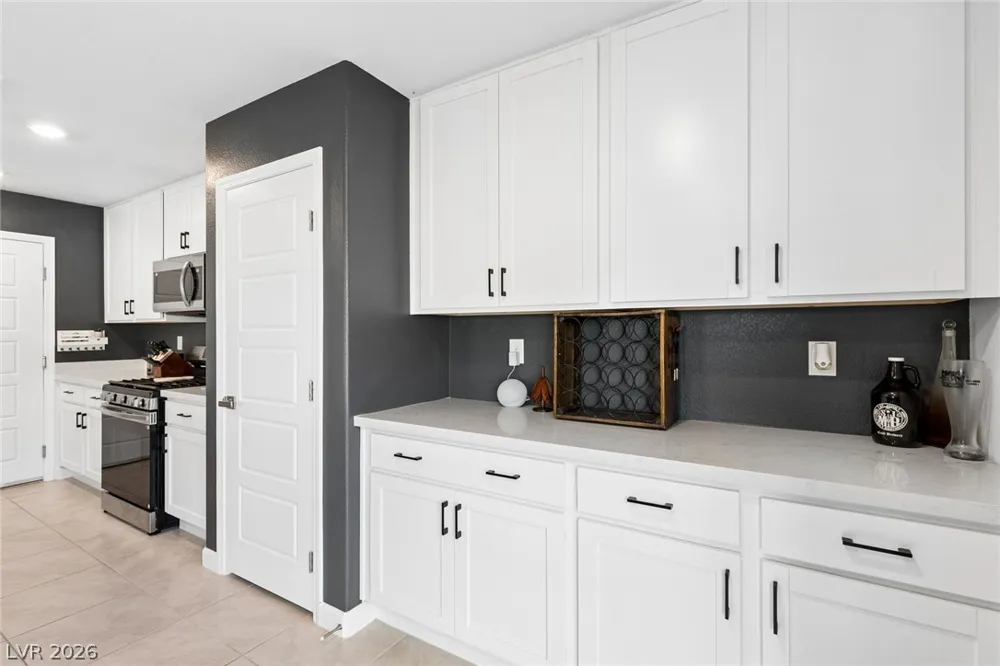 769 Spidersilk Track Street Henderson, NV 89011