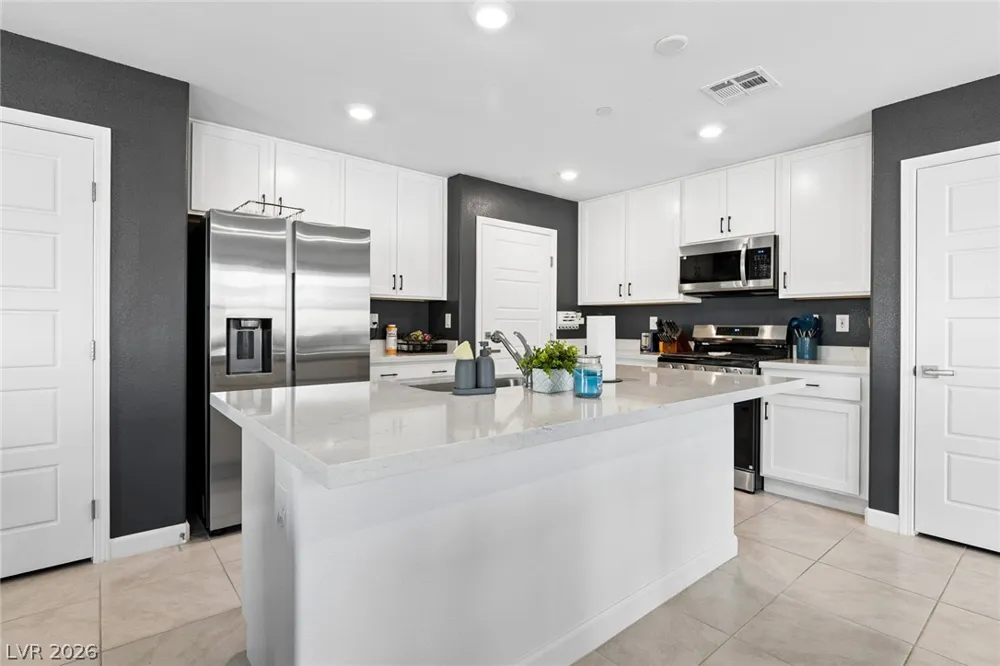 769 Spidersilk Track Street Henderson, NV 89011