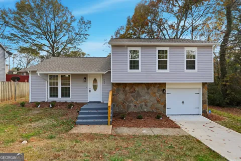 683 Wood Path CT