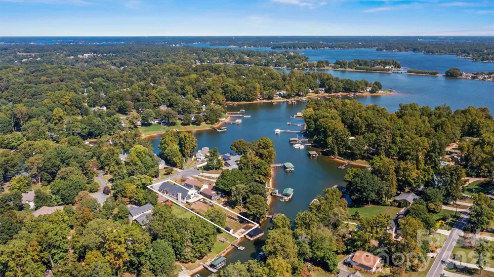 7834 Green Cove Court Denver, NC 28037