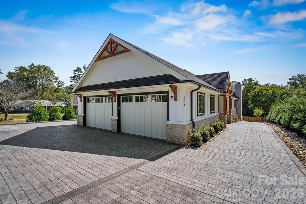 7834 Green Cove Court Denver, NC 28037