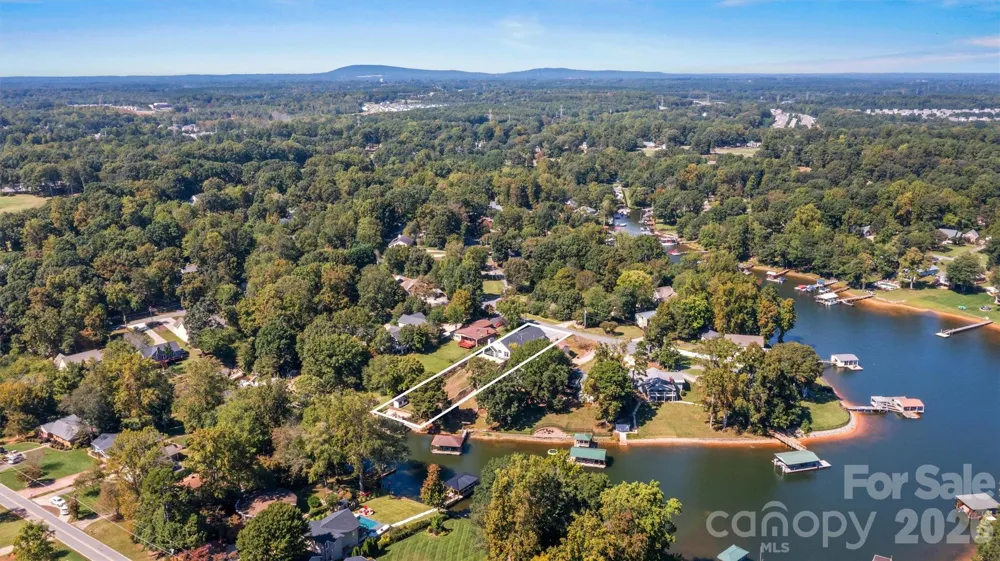 7834 Green Cove Court Denver, NC 28037