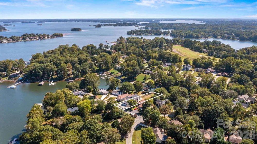 7834 Green Cove Court Denver, NC 28037