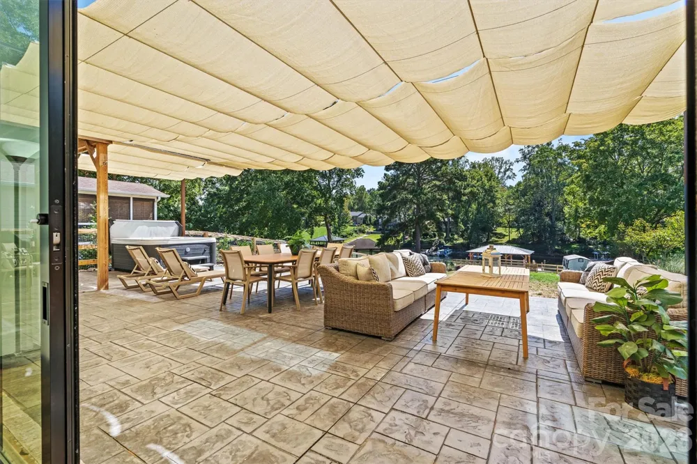 7834 Green Cove Court Denver, NC 28037