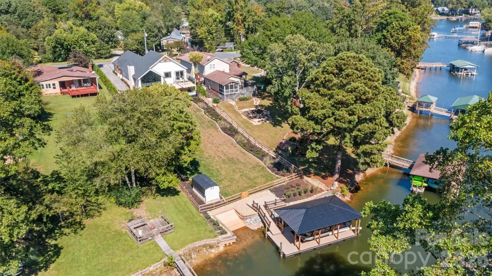7834 Green Cove Court Denver, NC 28037