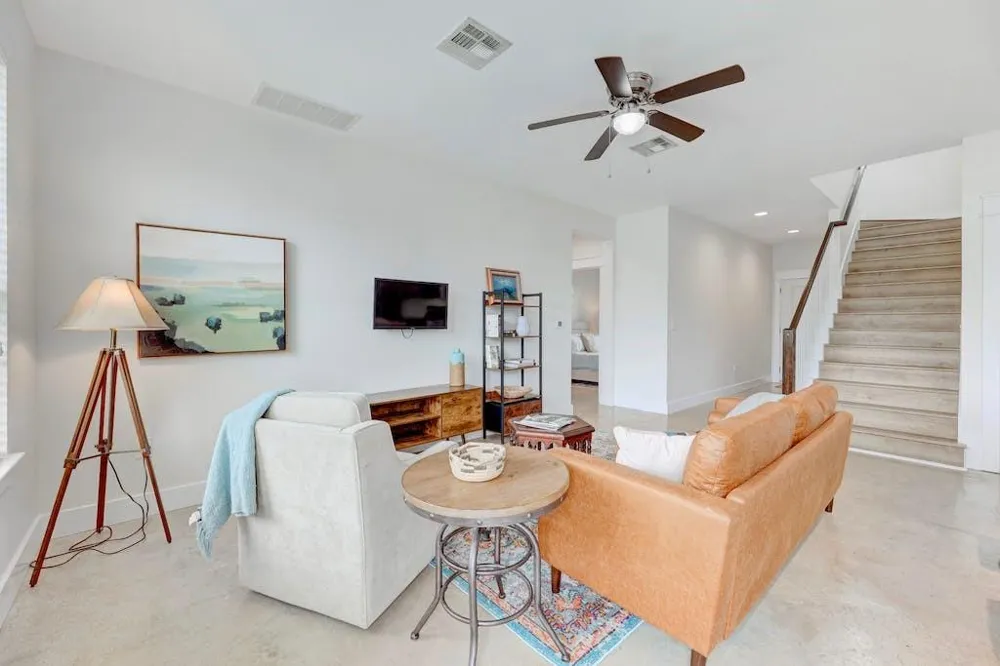 13501 Metric Boulevard #3 Austin, TX 78727