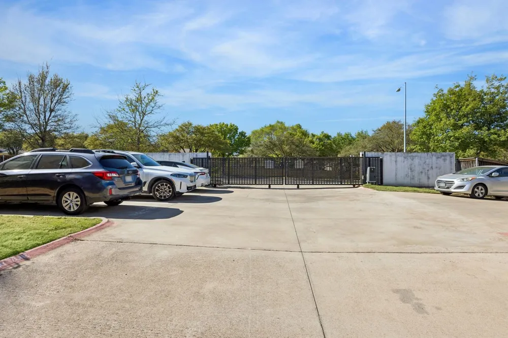 13501 Metric Boulevard #3 Austin, TX 78727