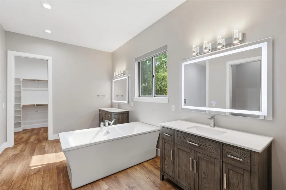 211 Shahan Drive Shady Shores, TX 76208