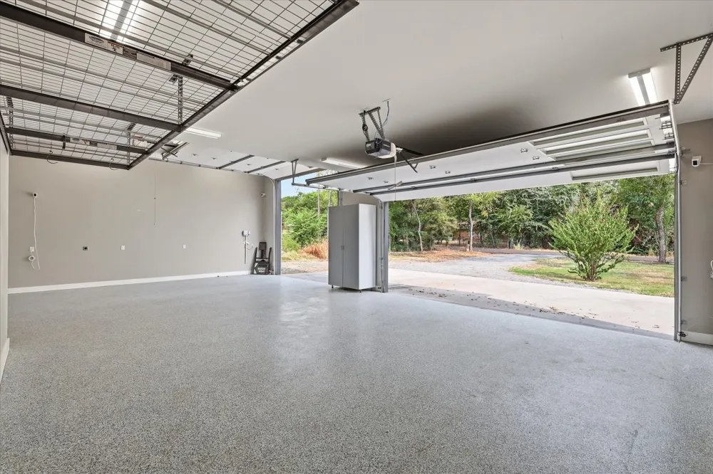 211 Shahan Drive Shady Shores, TX 76208