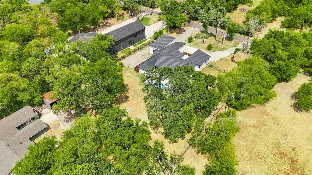 211 Shahan Drive Shady Shores, TX 76208